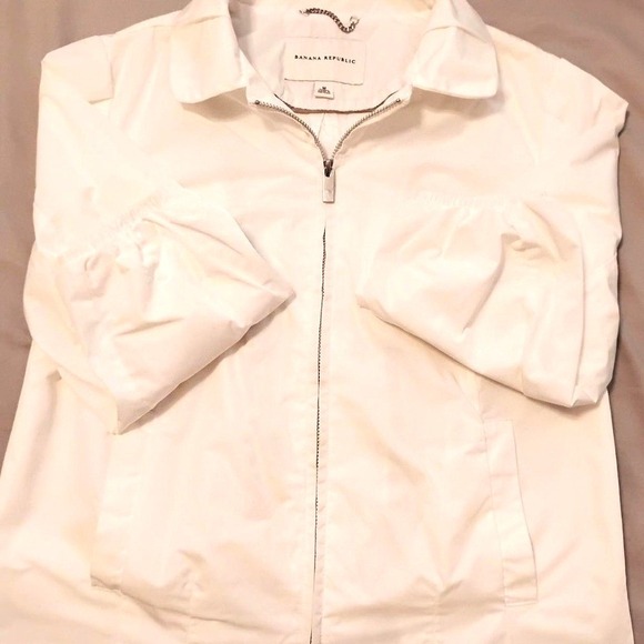Jackets & Blazers - Banana Republic lightweight jacket /windbreaker pleated preppy clean girl basic